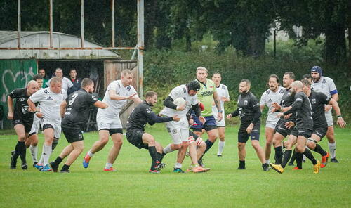 Rugby: Legia Warszawa - AZS AWF Warszawa 21:15