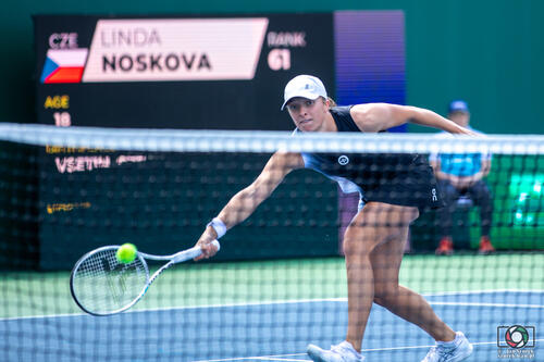 Tenis: Iga Świątek - Linda Noskova