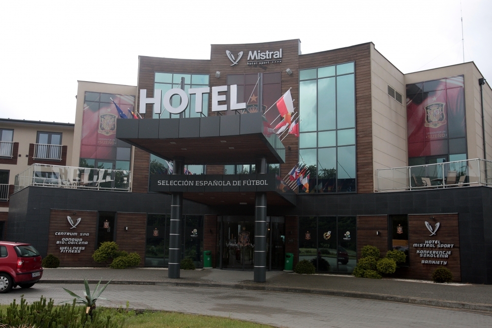 News: Piłkarze Legii zamieszkają w hotelu Mistral Sport
