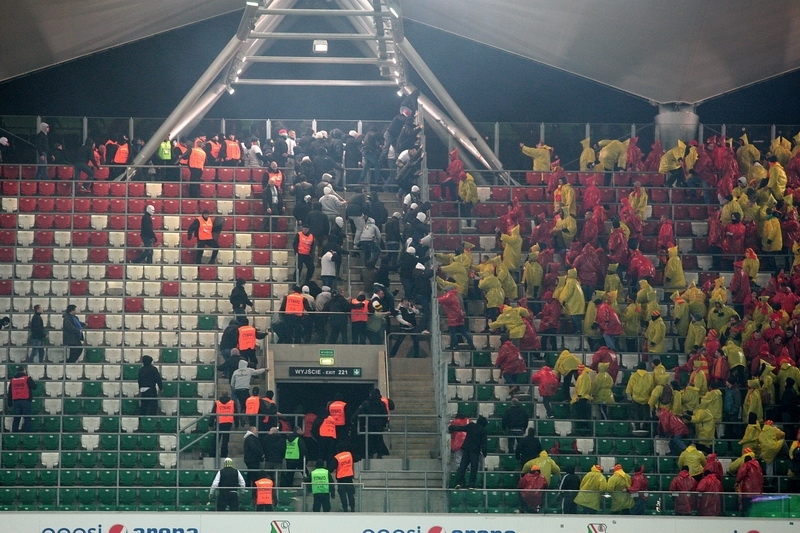 News: Legia wydała pierwsze 20 zakazów stadionowych