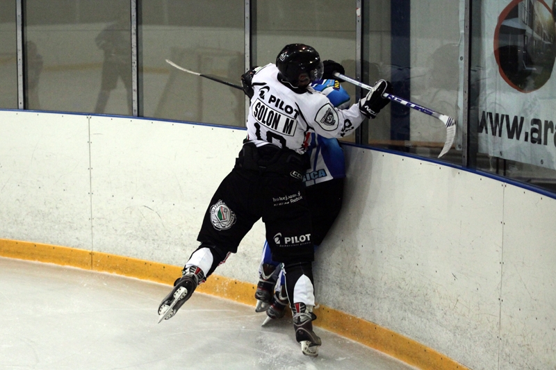Galeria: hokej: Legia - UKH Dębica 2:4