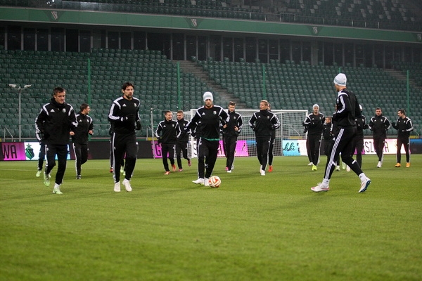 Piłkarze Legii trenowali przed Trabzonsporem