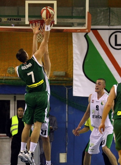 Zdjęcia i video z dopingiem z meczu koszykówki Legia - Śląsk