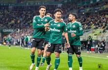 Bartosz Kapustka Ryoya Morishita radość Lechia Gdańsk - Legia Warszawa 0:2