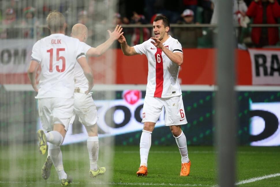 News: Polska - Czechy 3:1 (2:1) - Pewna wygrana, gol Jodłowca