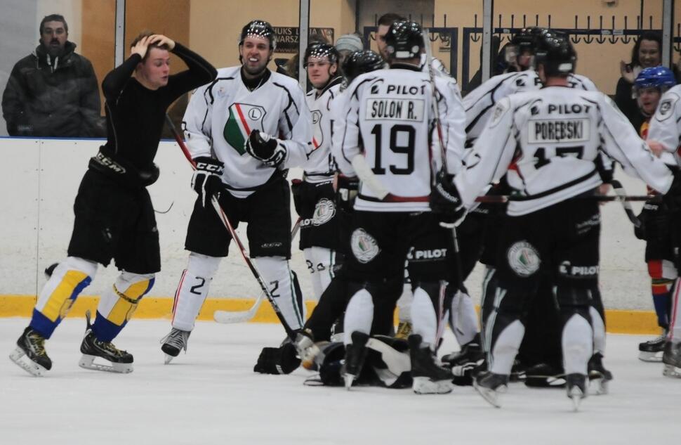 News: Hokej: Skrót niedzielnego meczu Legii z Podhalem