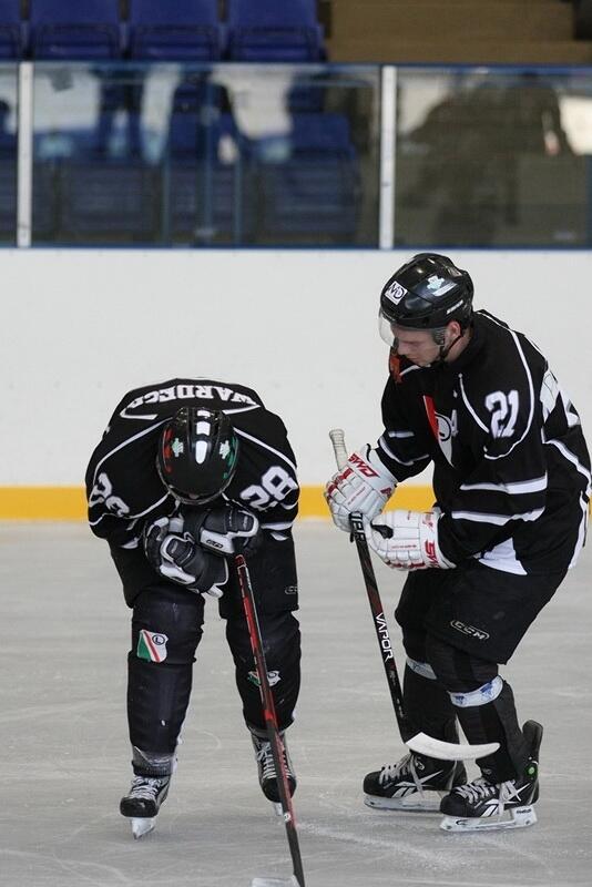 News: Hokej: Naprzód Janów - Legia 9:2 (3:0, 5:1, 1:1)