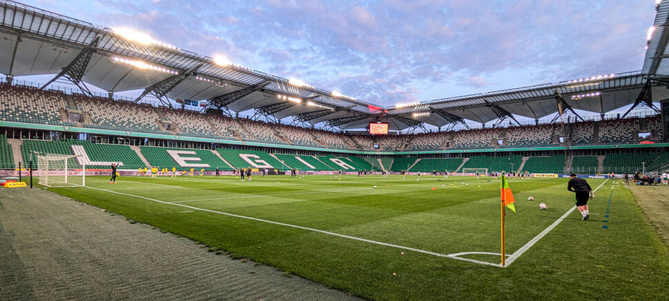 Legia - Caernarfon stadion Legii