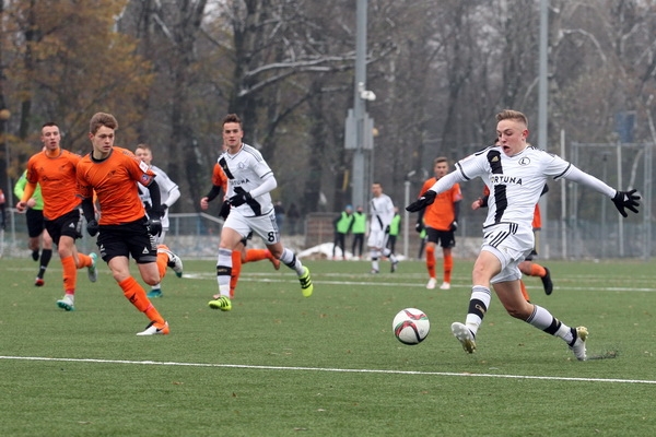 CLJ: Progres zjedzony na śniadanie, Legia mistrzem jesieni