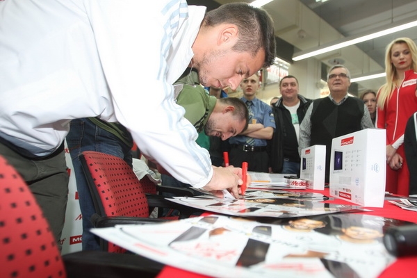 Piłkarze Legii spotkali się z kibicami