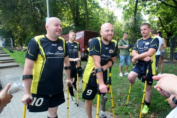 Rzeźniczak i Jurkowski wspierają AMP Futbol