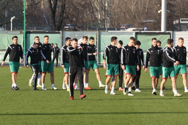 Junior nie zagra z Lechem, Legia trenuje w ukryciu