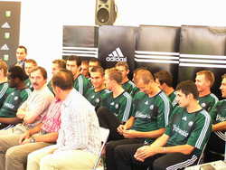 05konferencja_adidas1.jpg